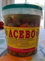 Revuelto de aceitunas enteras