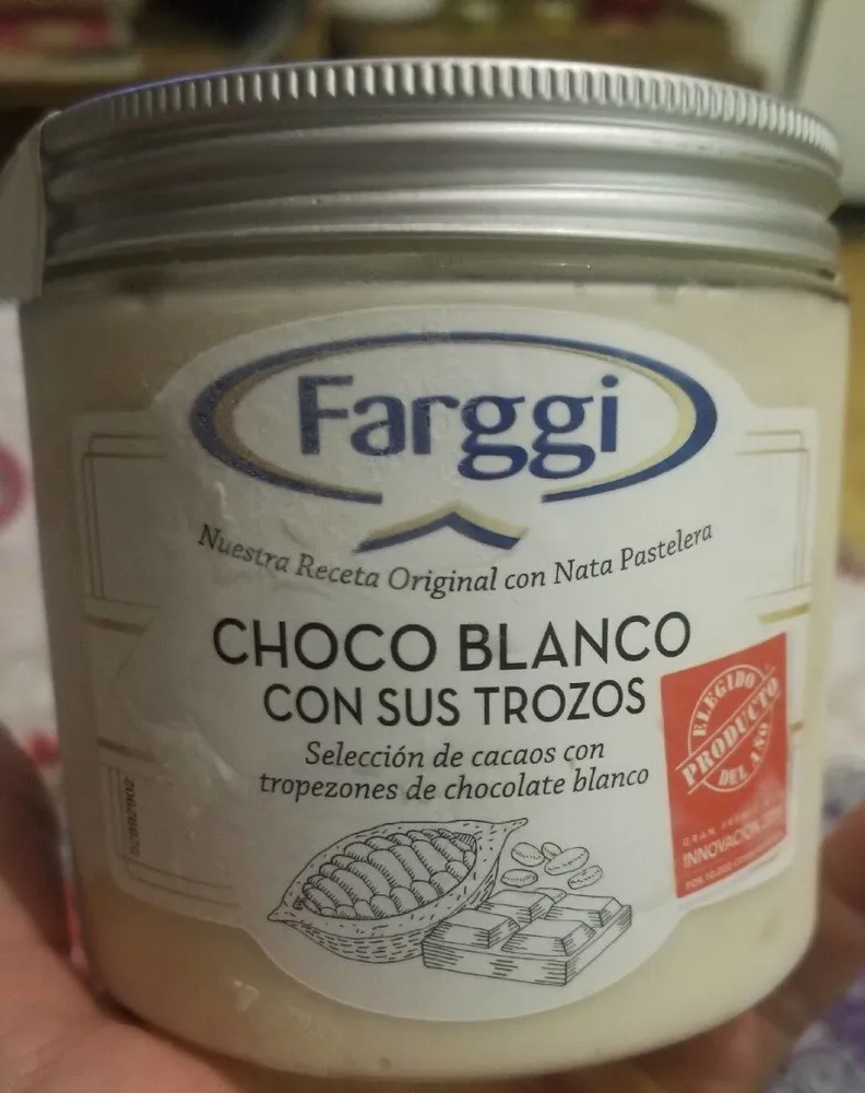 Choco blanco con sus trozos