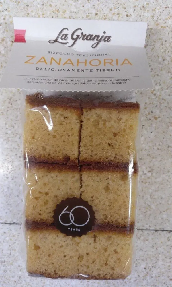 Bizcocho tradicional zanahoria