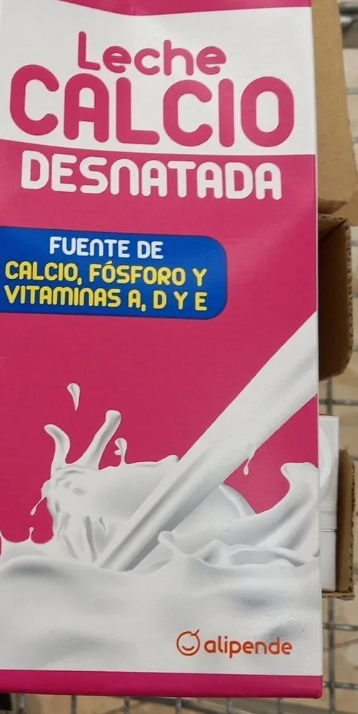 Leche desnatada rica en calcio