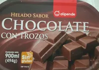 Helado sabor chocolate con trozos
