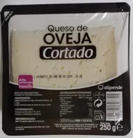 Queso de oveja cortado