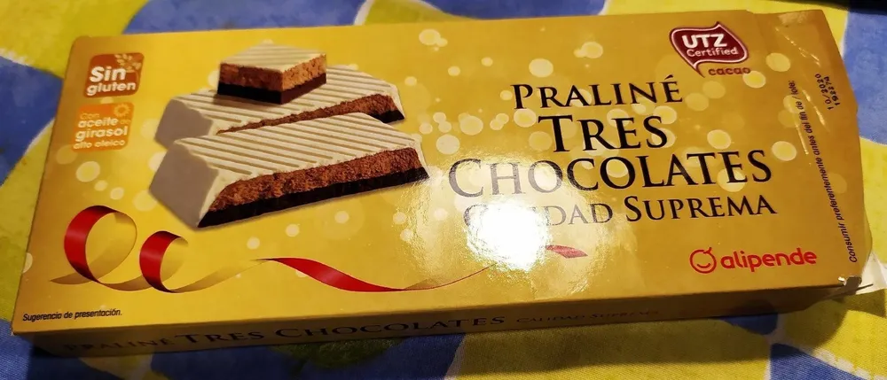 Turrón tres chocolates