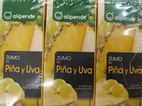 Zumo de piña y uva