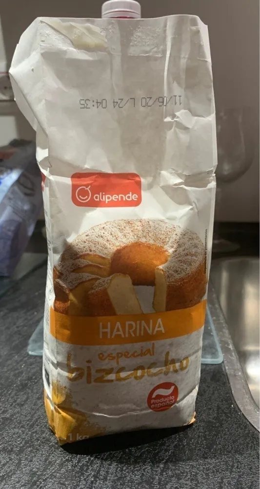Harina de trigo preparada para bizcochos
