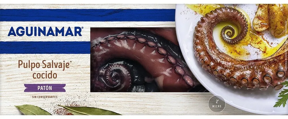 Patas grandes de pulpo cocido