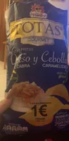 Patatas fritas queso de cabra y cebolla caramelizada