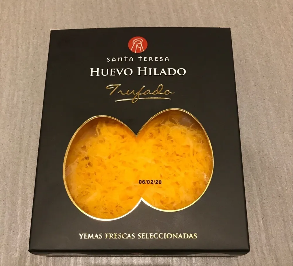 Huevo hilado trufado