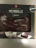 Membrillo con nueces