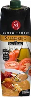 Salmorejo con pan de pueblo