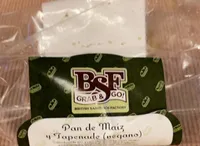 Pan de maiz y tapenade