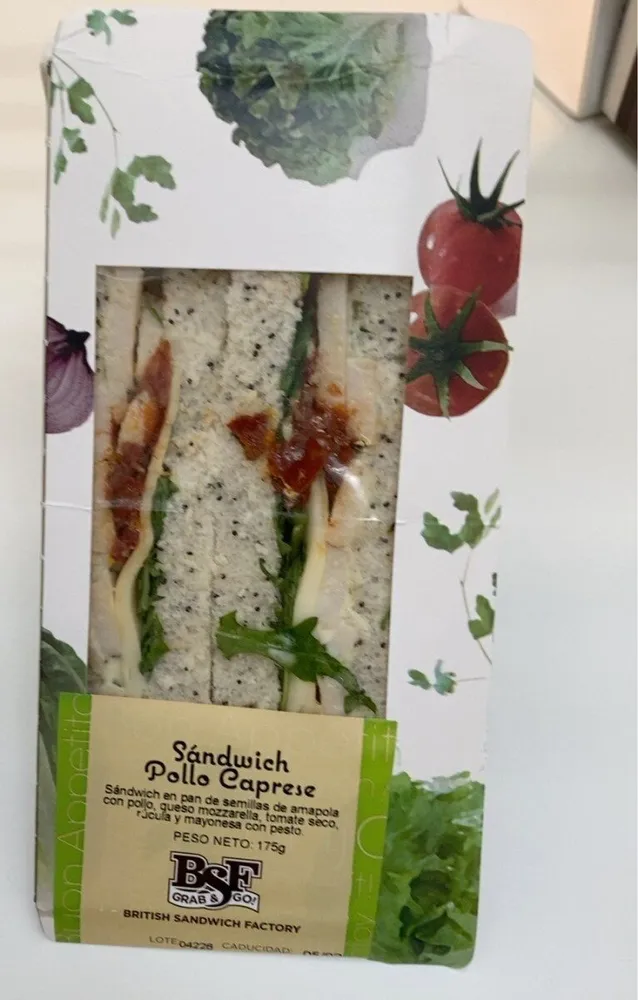 Sándwich Pollo Caprese