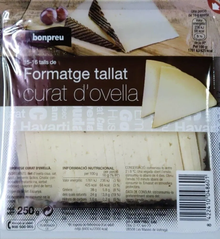 Formatge tallat curat d'ovella