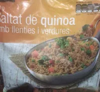 Salteado quinoa con lentejas y verduras
