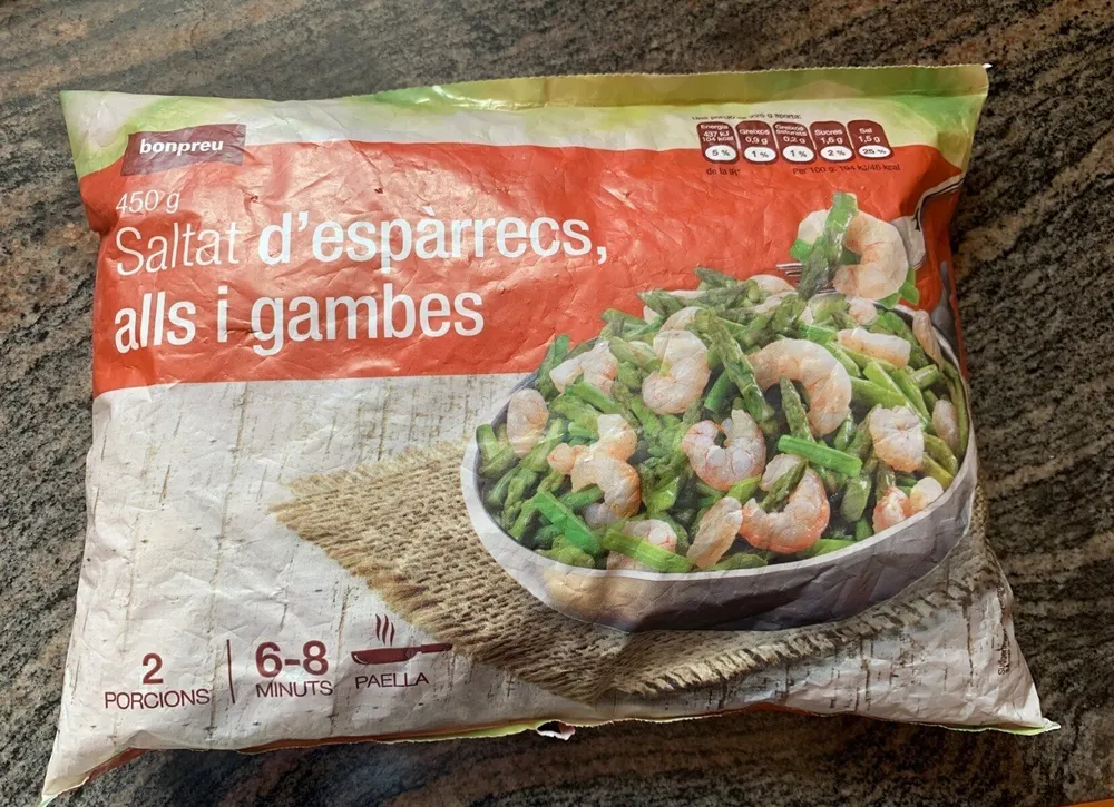 Saltat d'espàrrecs, alls i gambes