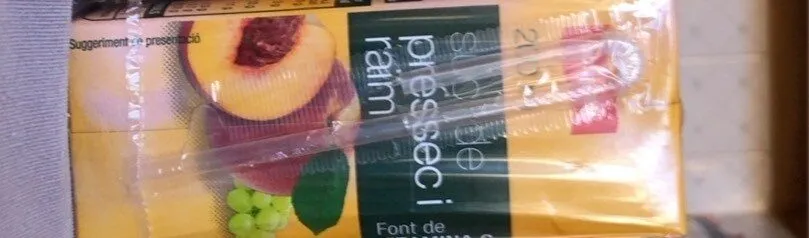 Sus de préssec i raïm