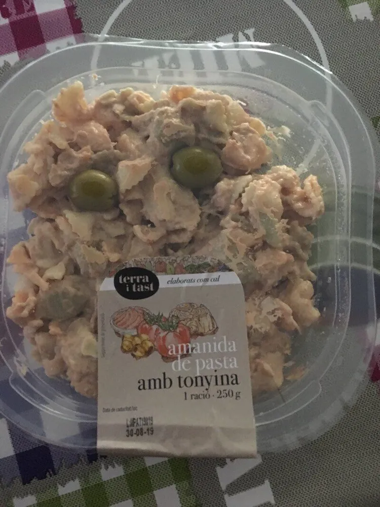 Amanida de pasta amb tonyina