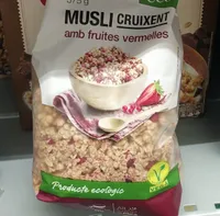 Muesli cruixent amb fruites vermelles