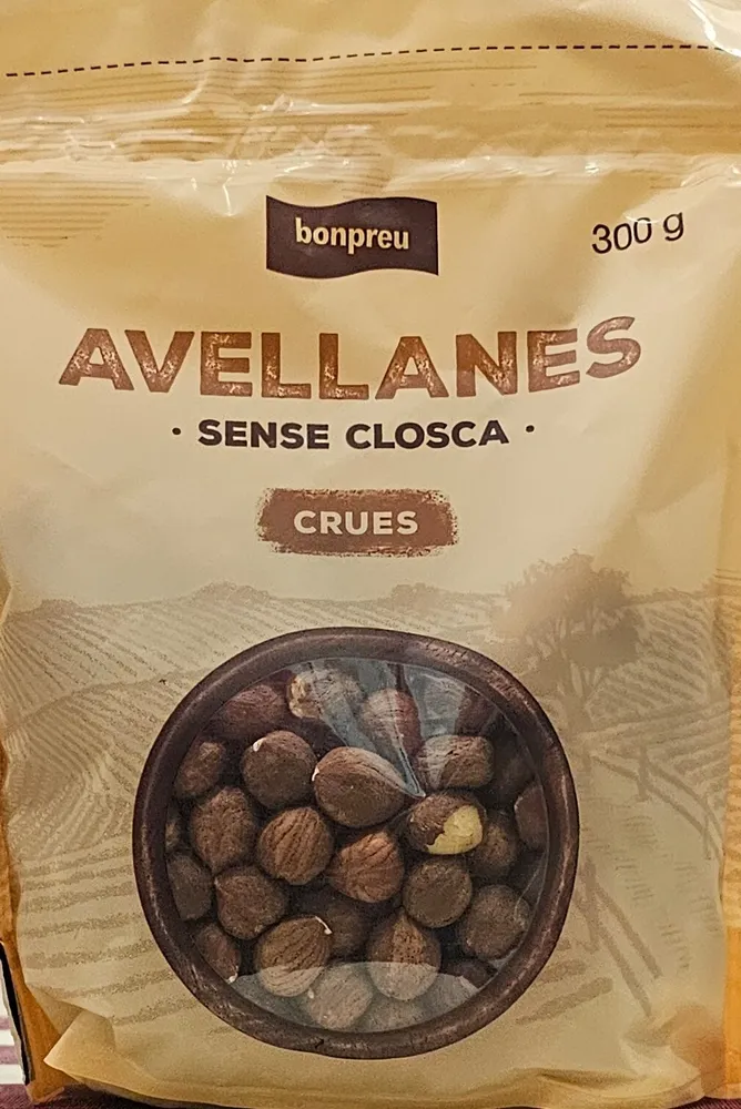 Avellanes sense closca crues