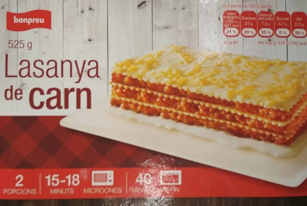 Lasanya de carn