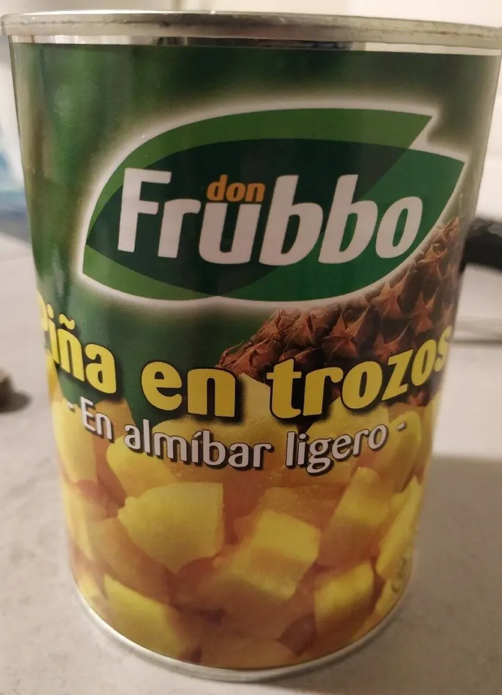 Piña en trozos
