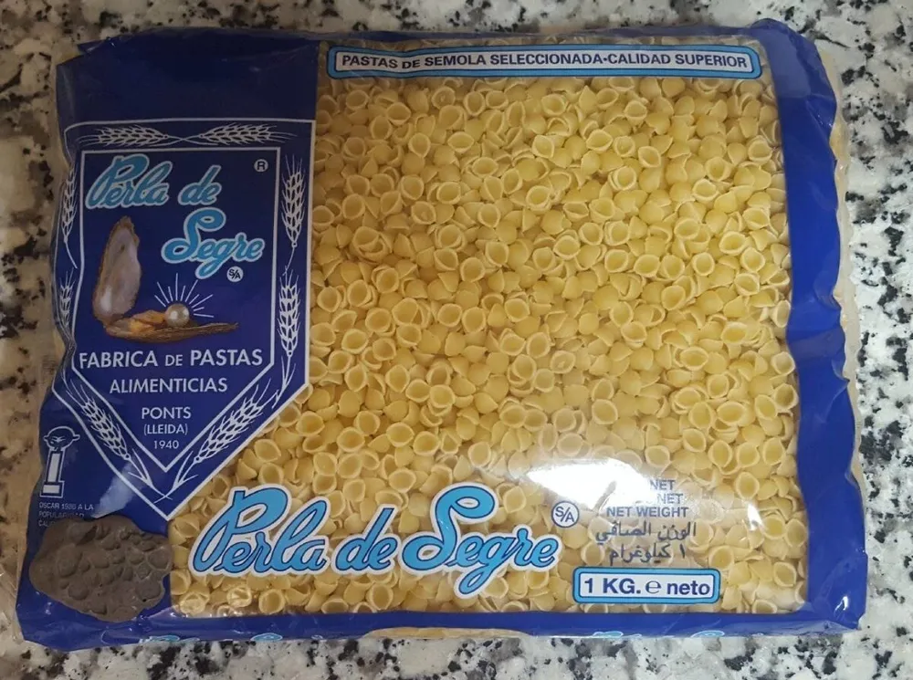 Pasta de sémola en perlas