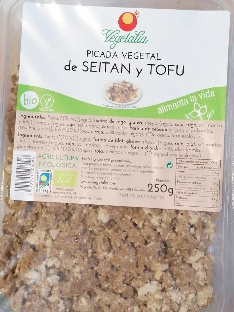 Picada vegetal de seitan y tofu