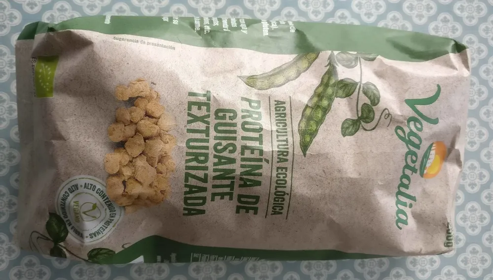 Proteína de guisante texturizada