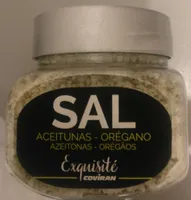 Sal con aceitunas verdes y orégano