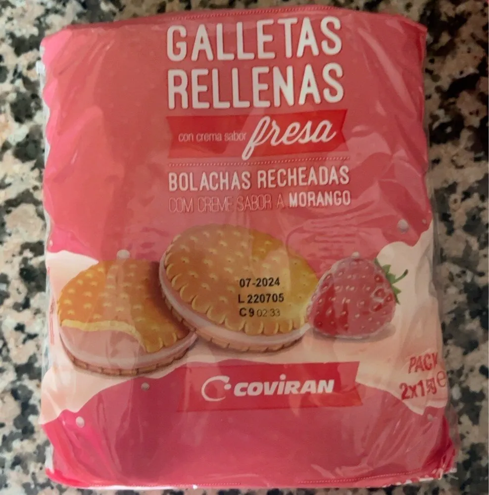 galletas rellenas con crema sabor fresa
