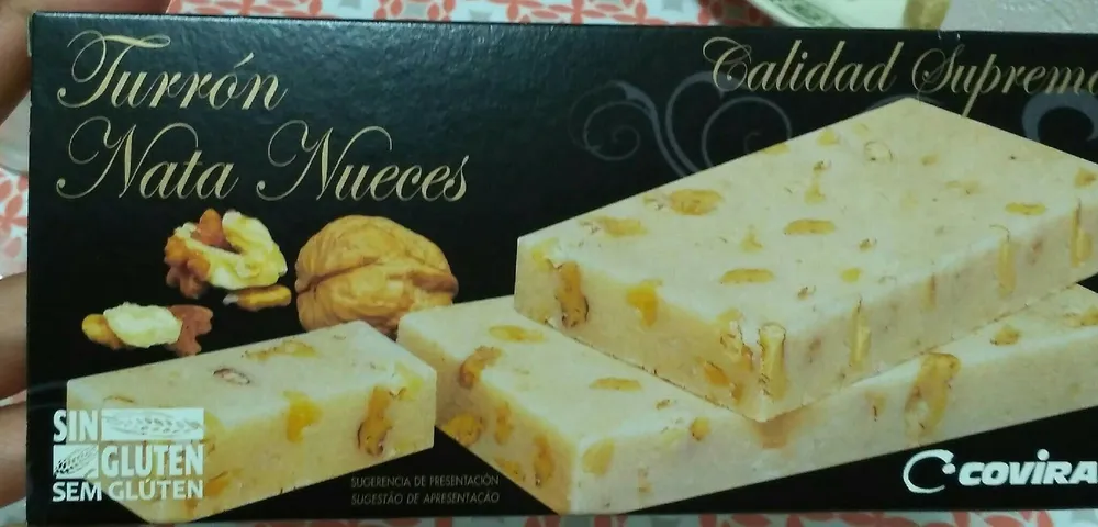 Turrón nata y nueces