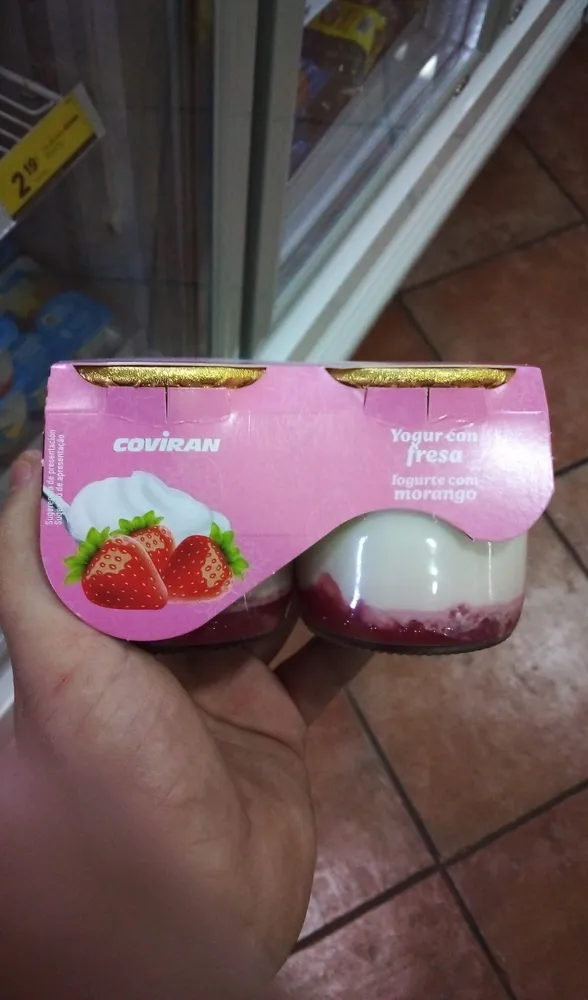 Yogur con fresa