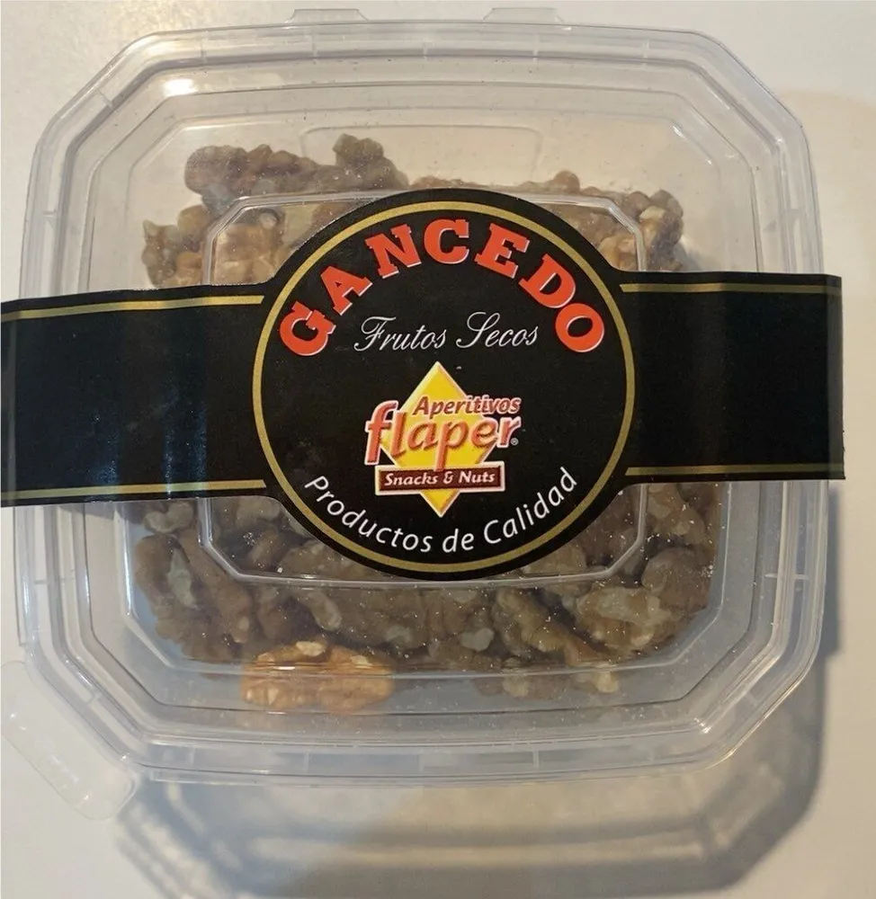 Nueces peladas mitades