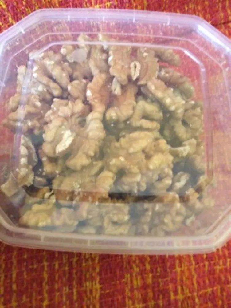 Nueces mitades chilenas
