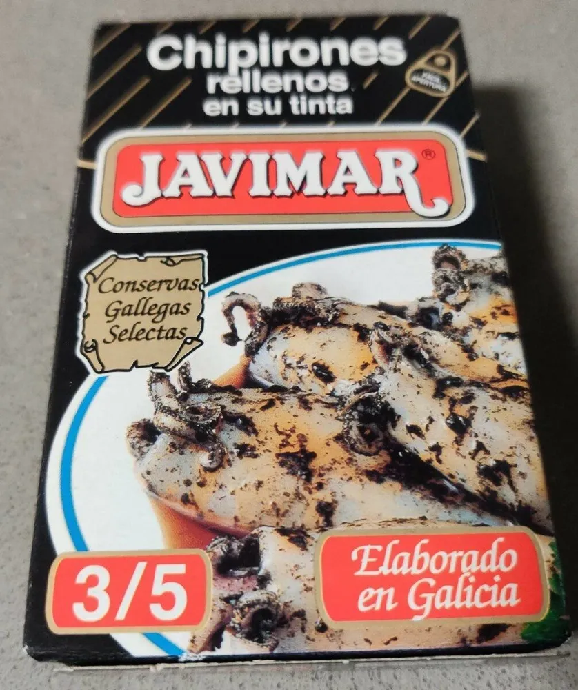 Chipirones rellenos en su tinta