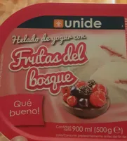 Helado de yogur con frutas del bosque