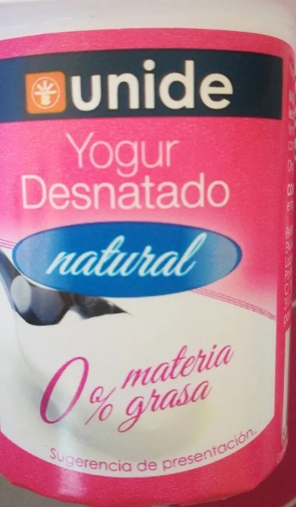 Yogur desnatado natural 0% materia grasa