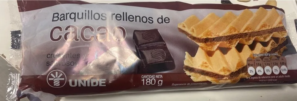 Barquillos rellenos de cacao