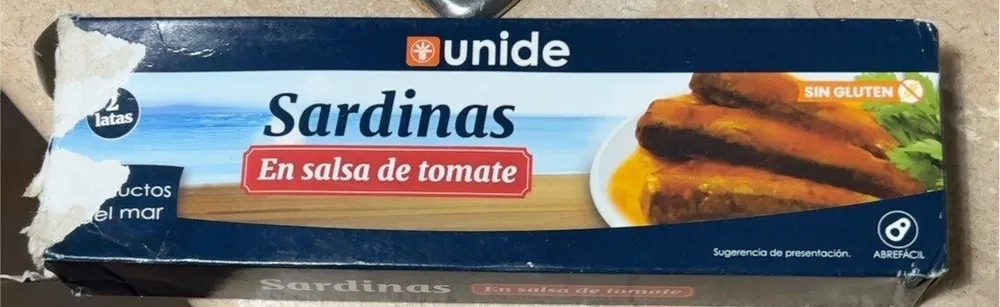 Sardinas en salsa de tomate