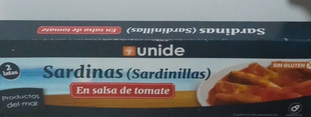 Sardinas en salsa de tomate