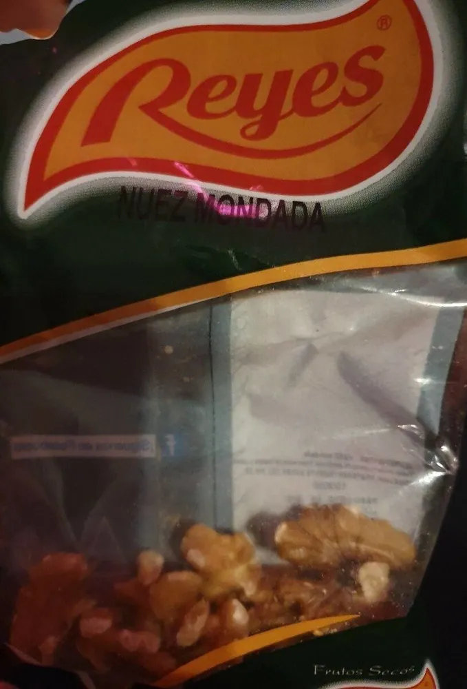 Nuez mondada