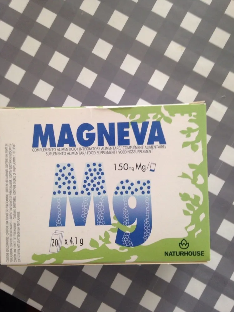 MAGNEVA EFERVESCENTE Sobres 20u, Kiluva