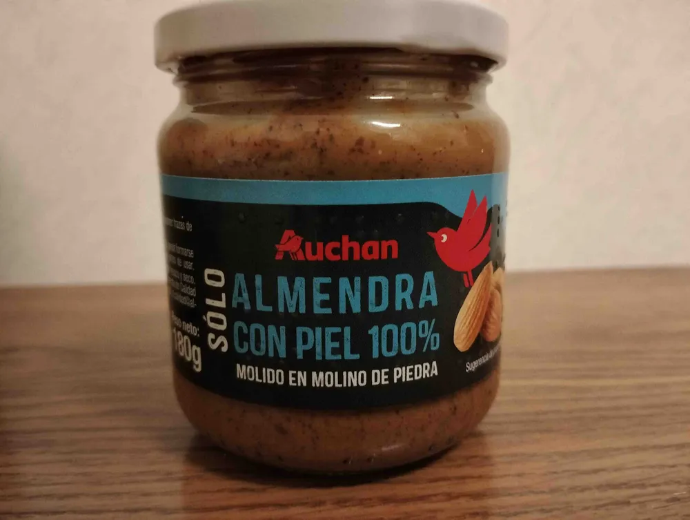 Solo almendra con piel 100% molido en molino de piedra
