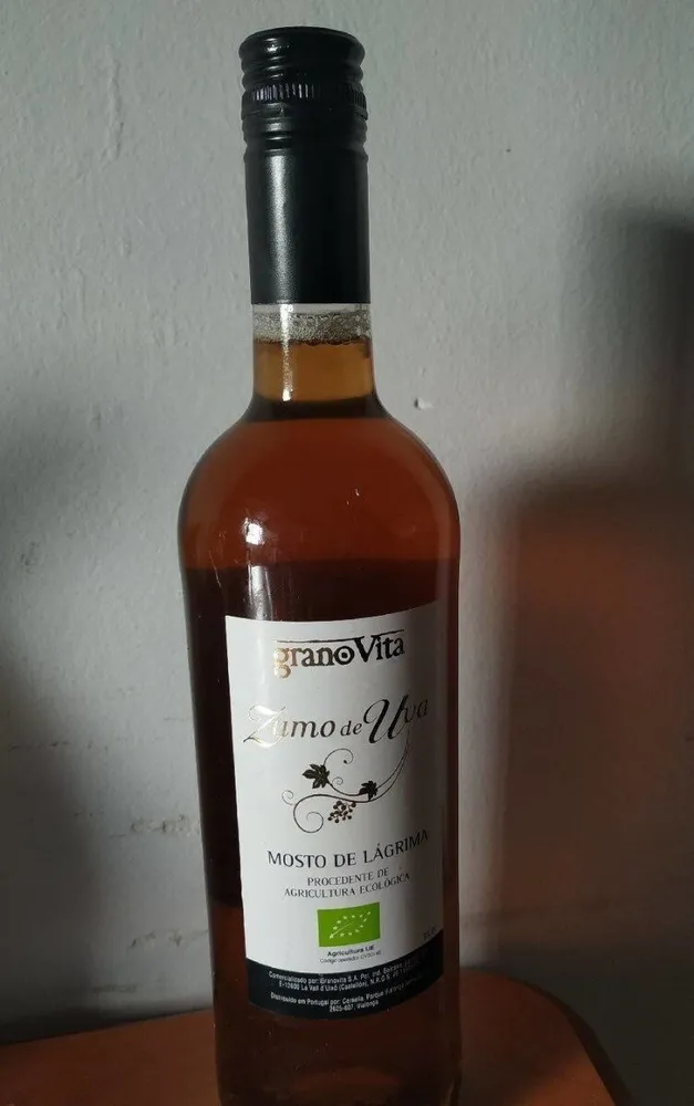 Mosto de Lágrima (zumo de uva)