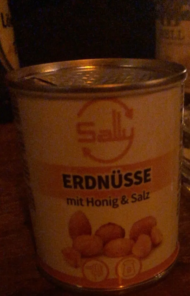 Erdnüsse mit Honig und Salz