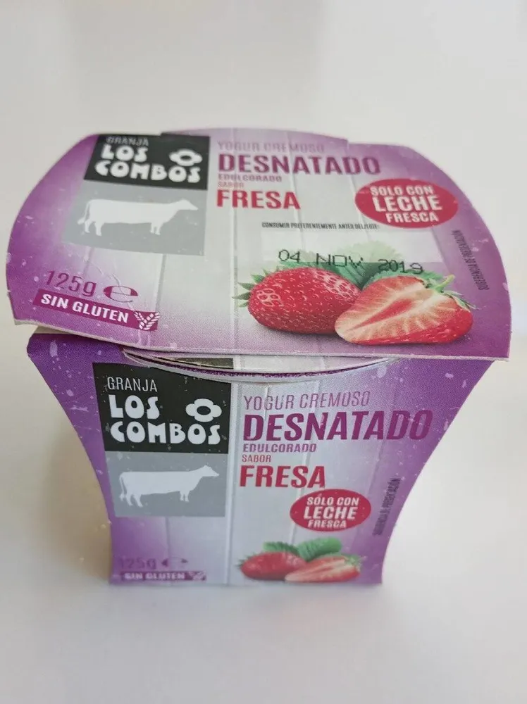 Yogur cremoso desnatado fresa