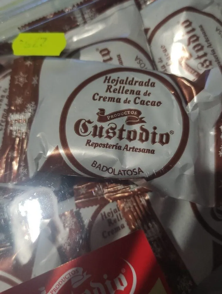 Hojaldrada rellena de crema de cacao
