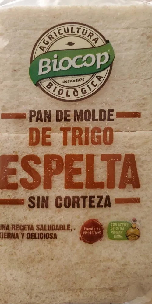 Pan de molde de trigo de espelta sin corteza