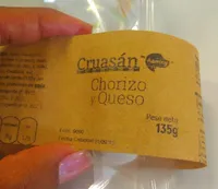 Cruasán chorizo y queso