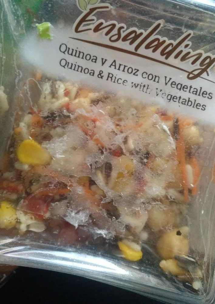 Ensalading Quinoa y arroz con vegetales